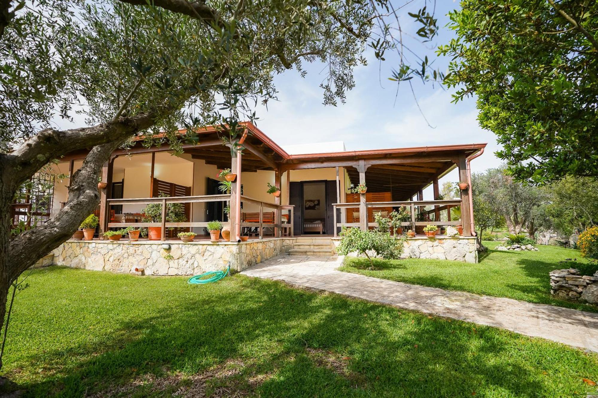 Casa Vacanza Russo Fernando Alimini Bagian luar foto
