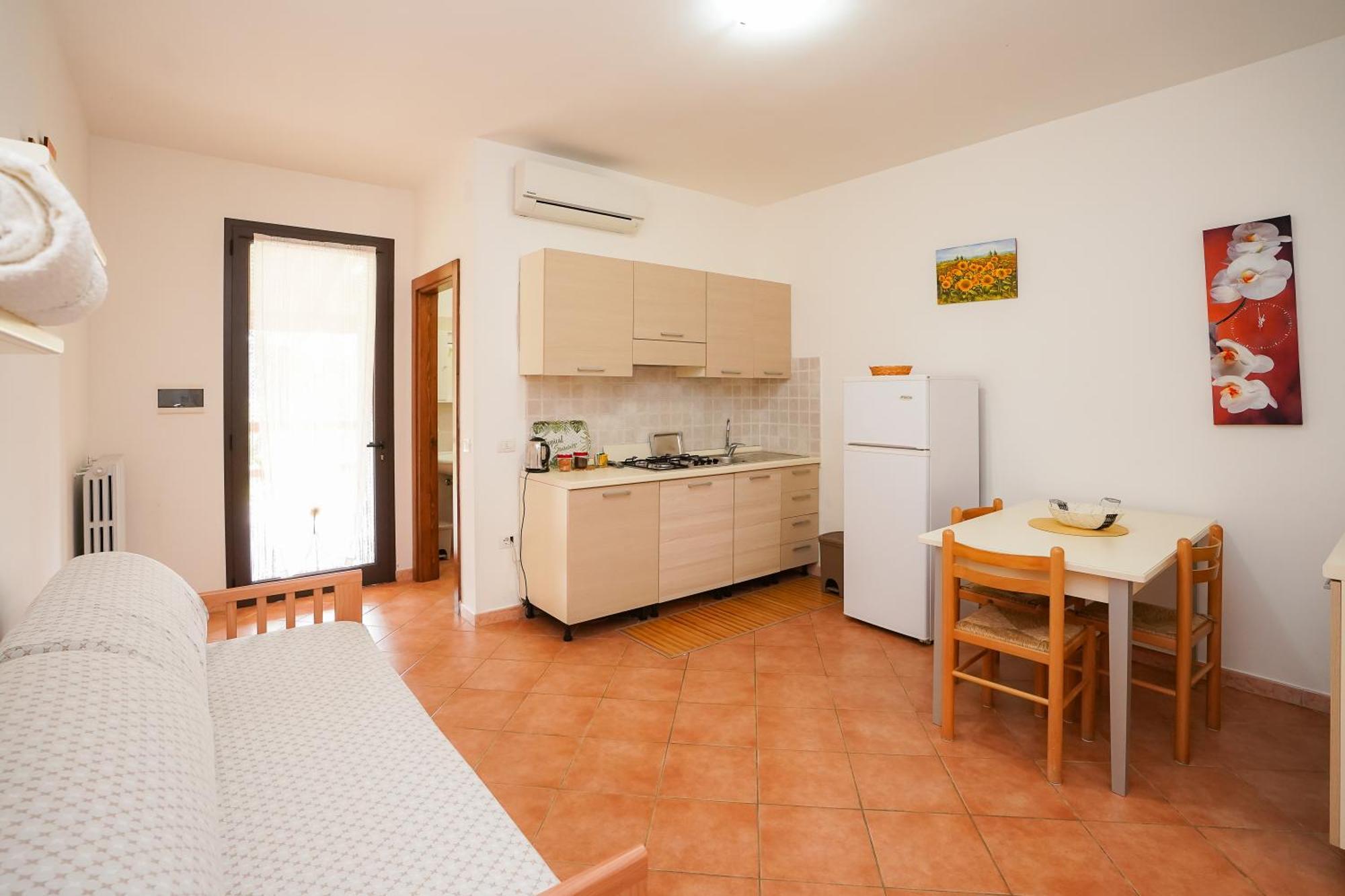 Casa Vacanza Russo Fernando Alimini Bagian luar foto