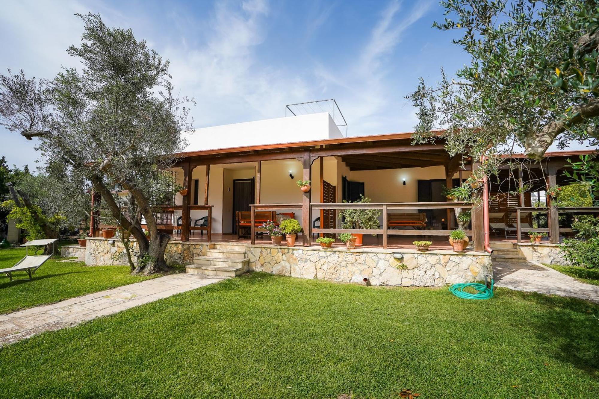 Casa Vacanza Russo Fernando Alimini Bagian luar foto