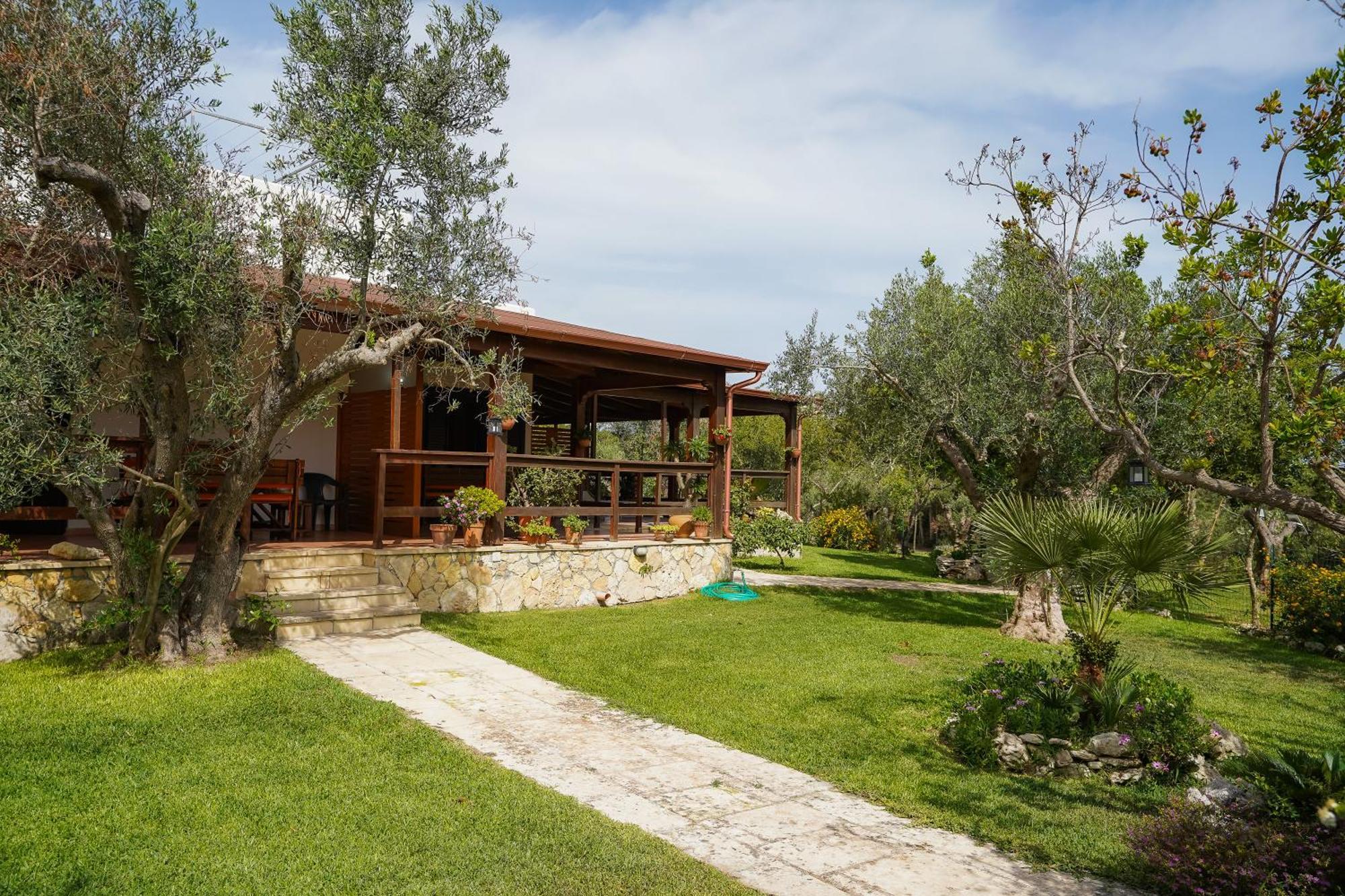 Casa Vacanza Russo Fernando Alimini Bagian luar foto